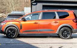 Zunanja slika - Dacia Jogger - 1.0 ECO-G 100 EXTREME 7 SEDEŽEV - 2 - Predogledna slika
