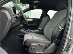 Zunanja slika - Volvo XC40 - B3 P Core AT DCT... - 10 - Predogledna slika