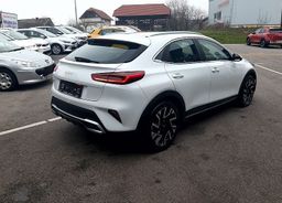 Zunanja slika - KIA XCeed - 1.5 T-GDi EX ISG. 7DCT+Navi+1Last+P.senzorji+Led - 3 - Predogledna slika
