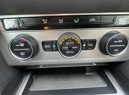 Zunanja slika - VW Passat - 2.0 TDI BMT Comfortline DSG.LED.KAMERA.PANORAMA - 11 - Predogledna slika