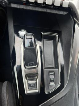 Zunanja slika - Peugeot 3008 - 1.5 BlueHDi 130 EAT8.NAVI.LED.136.000 KM.2021.DIZ - 14 - Predogledna slika