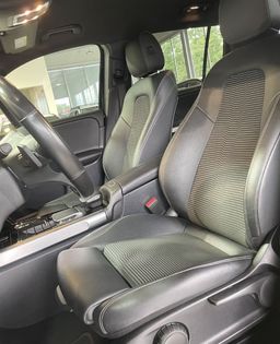 Zunanja slika - Mercedes-Benz GLB-Razred - NAVIGACIJA-TEMPOMAT-VIRTUAL-KAMERA-LED - 7 - Predogledna slika