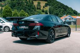 Zunanja slika - BMW Serija 5 - 5 Series - 4 - Predogledna slika