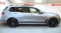 Zunanja slika - BMW serija X7 - X7 xDrive40d M SPORT SKY PANORAMA..... - 4 - Predogledna slika