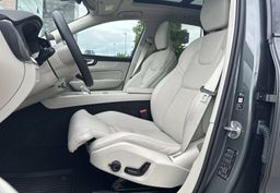 Zunanja slika - Volvo XC60 - T8 AWD Recharge Twin Engine Ultra Dark Avt - 10 - Predogledna slika