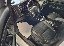 Zunanja slika - Mitsubishi Outlander - PHEV 2.4 MIVEC Twin Motor DIAMOND-LED-NAVI-360 KAM - 7 - Predogledna slika