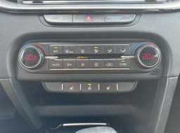 Zunanja slika - KIA XCeed - 1.5 T-GDi EX Way ISG. 7DCT - 20 - Predogledna slika