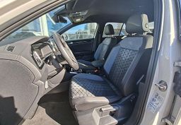 Zunanja slika - VW T-Roc - 2.0 TDI avt. 4JOY  Slovenski - 1.lastnik - Kot nov - 8 - Predogledna slika