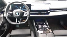 Zunanja slika - BMW Serija 5 - 520d xDrive Touring - 7 - Predogledna slika