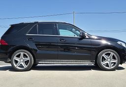 Zunanja slika - Mercedes-Benz GLE-Razred - GLE 250 d 4MATIC AMG ALU 20 2. lastnik ODLIČEN - 5 - Predogledna slika
