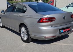 Zunanja slika - VW Passat - LIMUZ-2.0TDI-150KM-HIGHLINE-VIRTUAL-KAMERA-ACC-17C - 3 - Predogledna slika