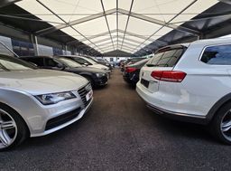 Zunanja slika - Mercedes-Benz C-Razred - C 220 CDI|SLO|XENON|NAVI|2X PDC|NOVE GUME - 16 - Predogledna slika