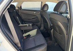 Zunanja slika - Hyundai Tucson - 1.7 CRDi - LED - PDC - TEMP - ALU17 - 10 - Predogledna slika