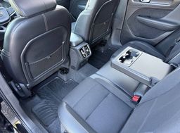Zunanja slika - Volvo XC40 - D3 2.0 AUT.  FULL LED NAVI ACC PANO PDC KAMERA T - 12 - Predogledna slika