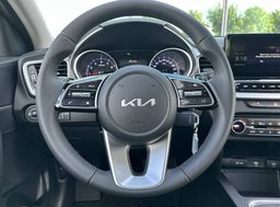 Zunanja slika - KIA Ceed - SW 1.5 T-GDi LX Champion+ ISG. M T - 13 - Predogledna slika