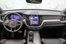 Zunanja slika - Volvo XC60 - B4D AWD Geartronic R-Design DARK Plus 197KM - 7 - Predogledna slika