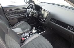 Zunanja slika - Mitsubishi Outlander - PHEV 2.4 MIVEC Twin Motor INSTYLE+ - 5 - Predogledna slika