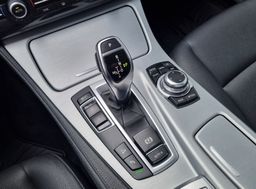 Zunanja slika - BMW Serija 5 - Touring: 525d xDrive AVTOMATIK-HARMAN KARDON-PDC - 12 - Predogledna slika