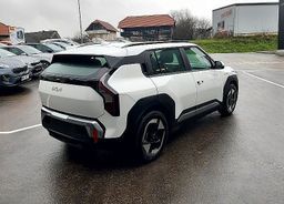 Zunanja slika - KIA EV3 - STAR 58.3 kWh baterija.doseg do 436km - 3 - Predogledna slika