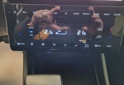 Zunanja slika - Hyundai Tucson - 1.6 CRDI 136 MHEV STYLE 4WD DCT-SLO-FULL LED-18 - 12 - Predogledna slika