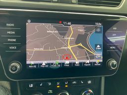 Notranja slika - Škoda Superb - 2.0 TDI Style 110 kW.NEMŠKA+4ALU.NAVI.LED.KLJUKA - 13 - Predogledna slika