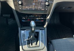 Zunanja slika - VW Passat - Variant 2.0 TDI BMT DSG. VZR KAM. PANO. ACC. 2X PDC. LED - 19 - Predogledna slika