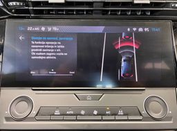 Zunanja slika - Peugeot 308 - 1.2-130KM-AUT-FULL-LED-VIRTUAL-PDC-NAVI-KEYLESS - 17 - Predogledna slika