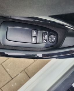 Zunanja slika - Peugeot 208 - 1.0 ac-bluetoth-el.paket-servisiran-12 mes jamstvo - 15 - Predogledna slika