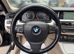 Zunanja slika - BMW Serija 5 - Touring: 525d xDrive BI-XENON ACC NAVI PDC PANO KAM TOP. - 15 - Predogledna slika