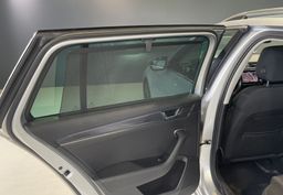 Zunanja slika - Škoda Superb - SLO-NAVIGACIJA-VIRTUAL-MEMORY-RADAR-ALU19-KAMERA - 19 - Predogledna slika