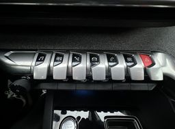 Zunanja slika - Peugeot 3008 - 1.5 BlueHDi 130 EAT8 Allure Pack.KAMERA.LED.NAVI - 14 - Predogledna slika