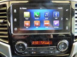 Zunanja slika - Mitsubishi L 200 - L200 Club Cab 4WD 2,2 DI-D Invite - 9 - Predogledna slika