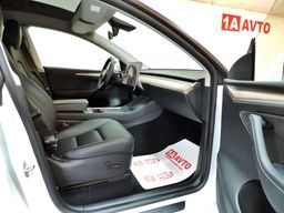 Zunanja slika - Tesla Model Y - Long Range All-Wheel Drive - 10 - Predogledna slika