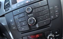 Zunanja slika - Opel Insignia - SportsTourer 2.0 CDTI EcoFlex XENON NAVI PRIKLOP - 12 - Predogledna slika