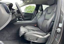 Zunanja slika - Volvo XC60 - B4D AWD Plus Dark Avt. ACC BLISS MEMORY HK - 9 - Predogledna slika