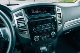 Zunanja slika - Mitsubishi Pajero - 3.2 AVTOMATIK - 7 SEDEŽEV - 10 - Predogledna slika