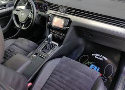 Zunanja slika - VW Passat - LIMUZ-2.0TDI-150KM-HIGHLINE-VIRTUAL-KAMERA-ACC-17C - 11 - Predogledna slika