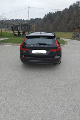 Zunanja slika - Volvo V60 - D3 Momentum Avt. - 3 - Predogledna slika