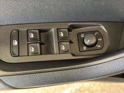 Zunanja slika - Škoda Karoq - 1,5 TSI - 18 - Predogledna slika