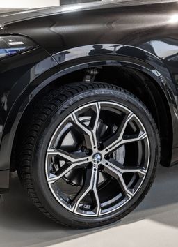 Zunanja slika - BMW X5 - serija : 3.0D-XDRIVE-M PAKET-HEAD UP-PANORAMA-NAVI-HK-21COL - 10 - Predogledna slika
