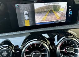 Zunanja slika - Mercedes-Benz A-Razred - 220d AMG+ALU18+ACC+KAMERA+VIRTUAL+AMBIENT+190PS - 10 - Predogledna slika