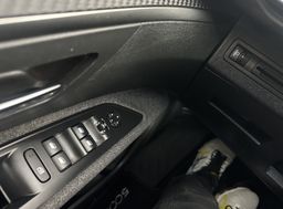 Zunanja slika - Peugeot 5008 - 1.5 BLUE HDI 130 BUSINESS.NAVI.ALU.. - 14 - Predogledna slika