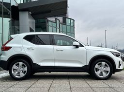 Zunanja slika - Volvo XC40 - B3 P Core AT DCT - 4 - Predogledna slika