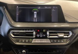 Zunanja slika - BMW Serija 1 - : HEAD UP-VIRTUAL-NAVI-LED-ALU-38.000KM-GRETJE SED - 8 - Predogledna slika