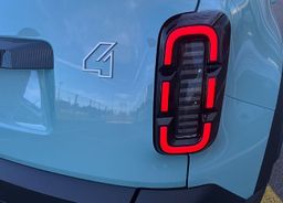Zunanja slika - Renault 4 E-tech - techno EV52 110kW - 13 - Predogledna slika