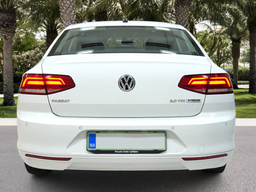 Zunanja slika - VW Passat - Volkswagen  2.0 TDI Comfortline SLOVENSKI CARPLAY LED - 4 - Predogledna slika