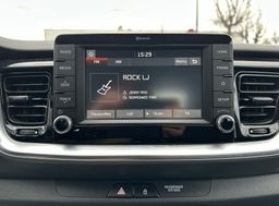 Zunanja slika - KIA Stonic - 1.6 CRDI EX Edition 6M T - 17 - Predogledna slika