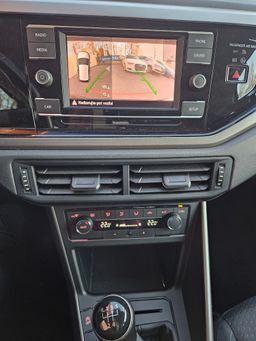 Notranja slika - VW Polo - 1,0 TSI Highline - 10 - Predogledna slika