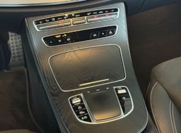 Zunanja slika - Mercedes-Benz E-Razred - 220 d 4MATIC AMG LINE - 16 - Predogledna slika