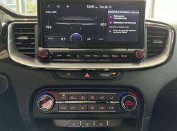 Zunanja slika - KIA XCeed - 1.5 T-GDI EX WAY M T - 17 - Predogledna slika